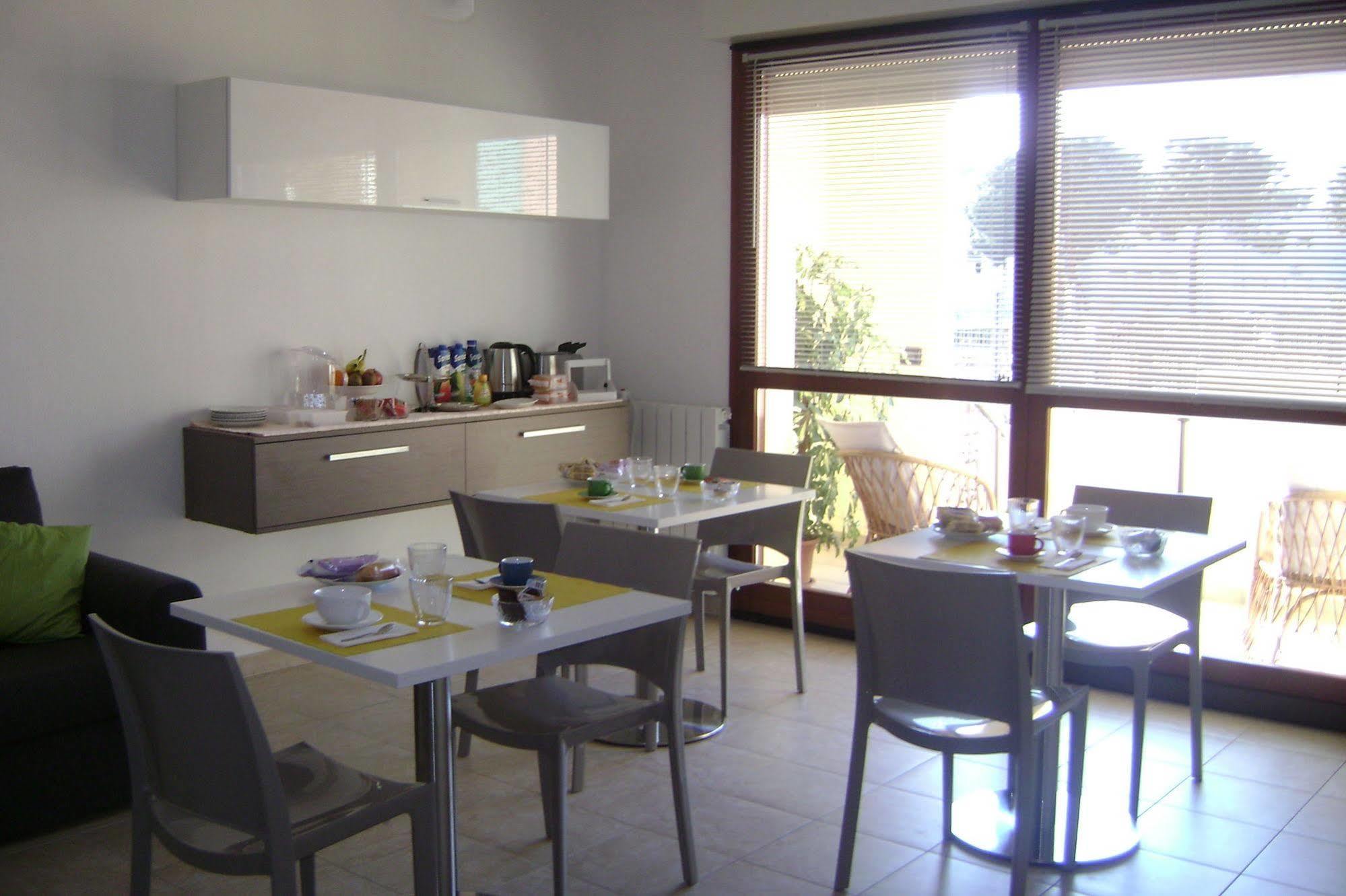 Hotel Sun&Sardinia Monserrato Zewnętrze zdjęcie