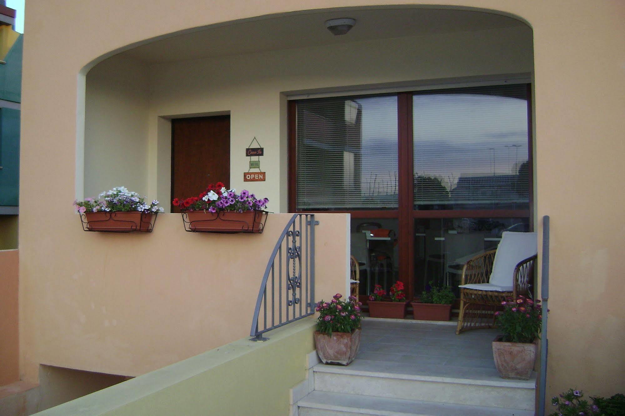Hotel Sun&Sardinia Monserrato Zewnętrze zdjęcie